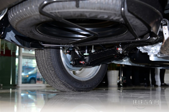 2014款 2.4L 四驅豪華超值版 7座