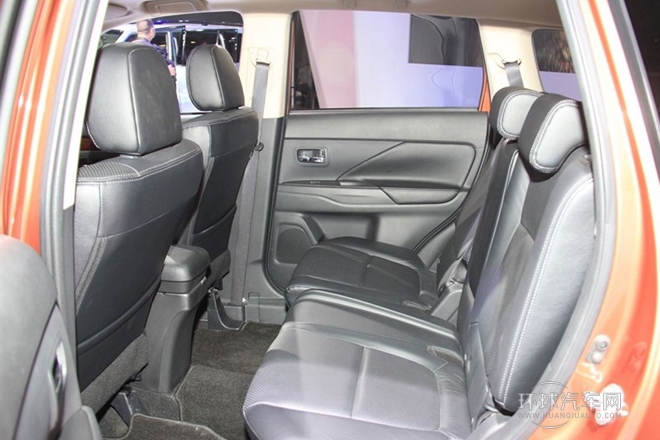 2014款 2.4L 四驅(qū)精英GT超值版 7座