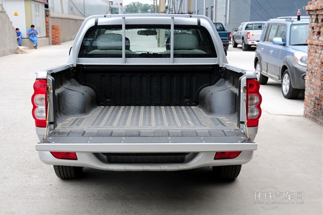 2011款 2.8T商務(wù)版 豪華型小雙排