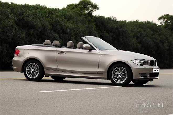 2011款 120i 敞篷轎跑車