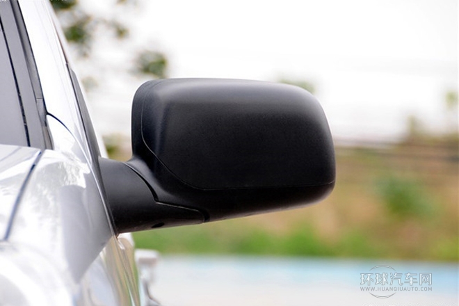 2011款 2.8T商務(wù)版 豪華型小雙排