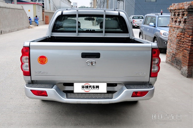 2011款 2.8T商務版 豪華型小雙排