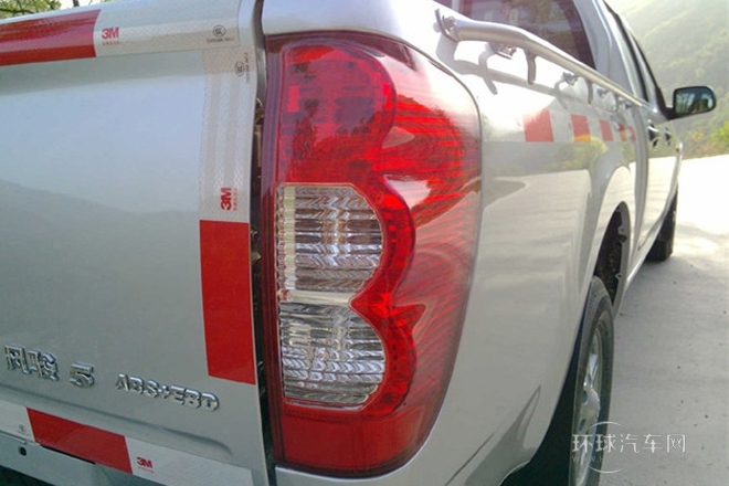 2011款 2.8T商務版 豪華型大雙排