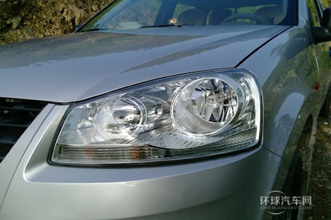 2011款 2.8T商務版 豪華型大雙排