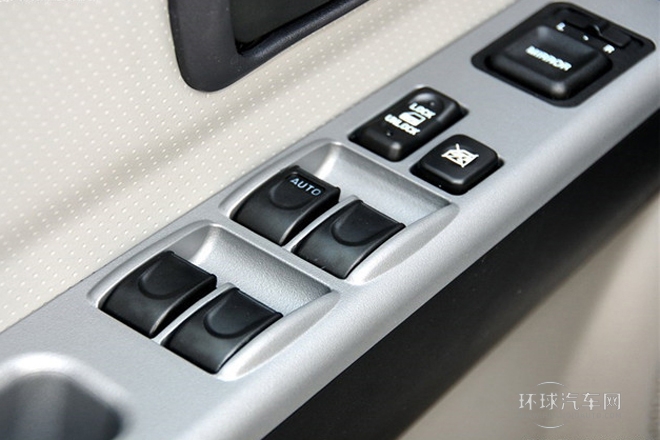 2011款 2.8T商務(wù)版 精英型