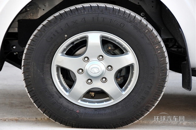 2011款 2.4L公務(wù)版 豪華型 兩驅(qū)小雙排