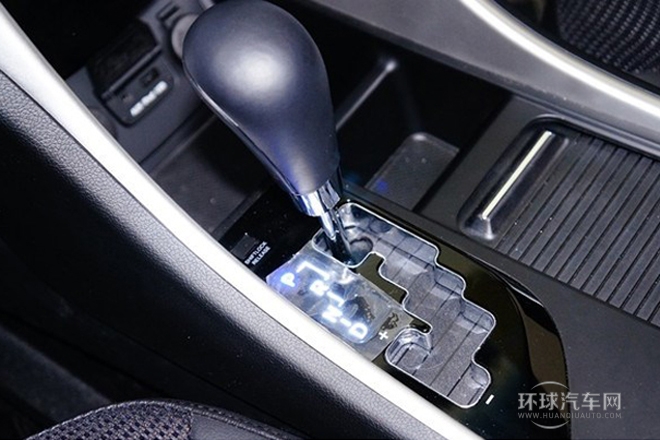 2014款 2.0L 自動領(lǐng)先型