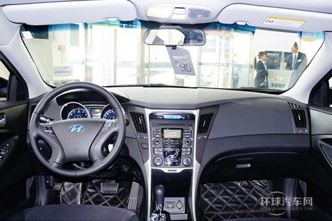 2014款 2.0L 自動領先型