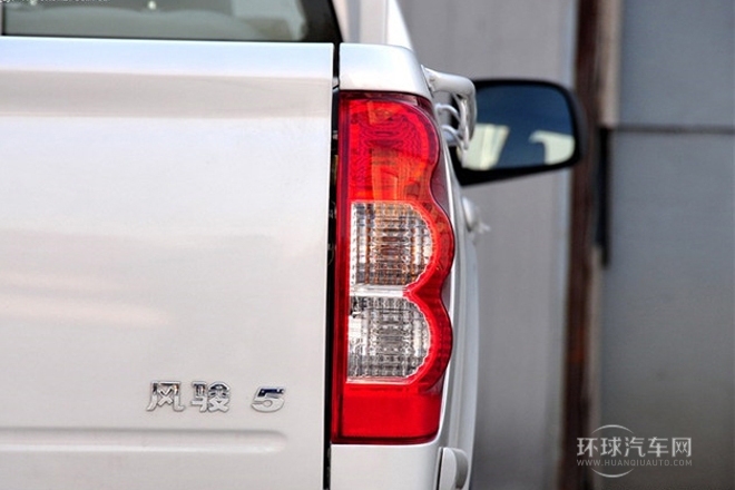 2011款 2.4L公務版 豪華型 兩驅小雙排