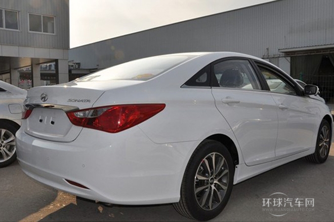 2014款 2.0L 自動領先型