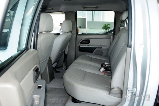 2011款 2.4L公務版 豪華型 四驅小雙排