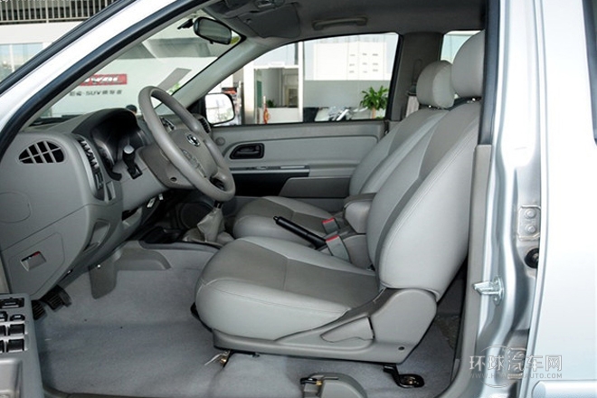 2011款 2.4L公務版 豪華型 四驅小雙排