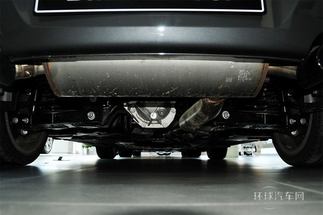 2013款 改款 M135i 5門版