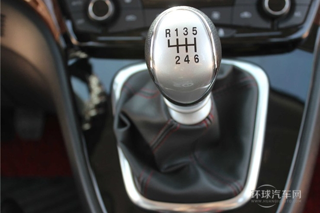 2013款升級版 1.5T  手動兩驅精英型