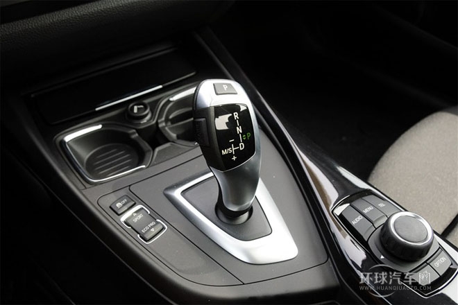 2014款 220i 運動設(shè)計套裝