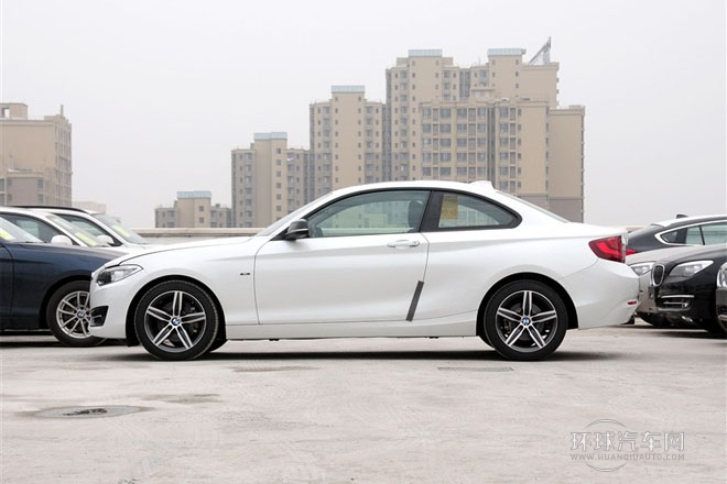 2014款 220i 運動設計套裝