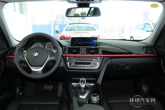 2013款 320i運動設計套裝 旅行版