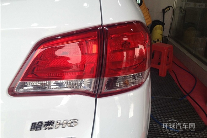 2014款 升級(jí)版 2.0T 柴油 手動(dòng)兩驅(qū)精英型