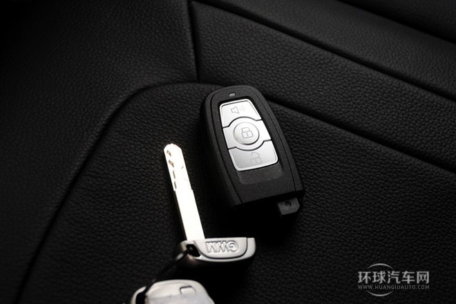 2013款 運動版 1.5T 手動四驅(qū)精英型