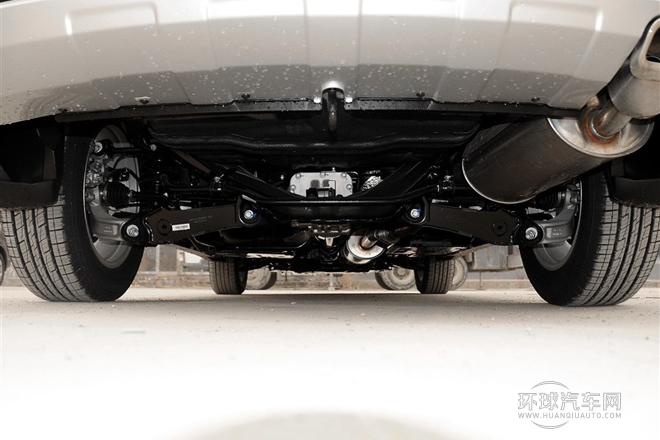 2013款 運動版 1.5T 手動四驅精英型