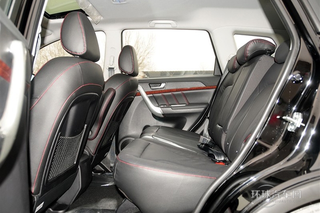 2013款 運動版 1.5T 手動四驅精英型