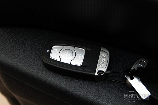 2013款 升級(jí)版 1.5T 手動(dòng)四驅(qū)精英型