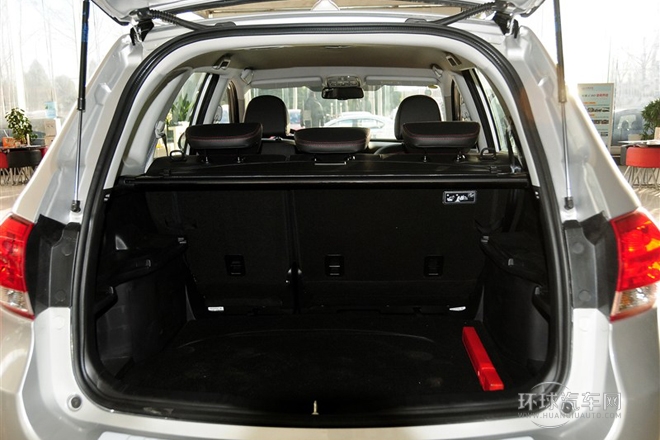 2013款 升級版 1.5T 手動四驅精英型