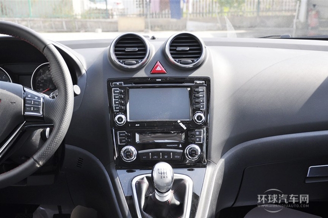 2013款 升級版 1.5T 手動四驅尊貴型