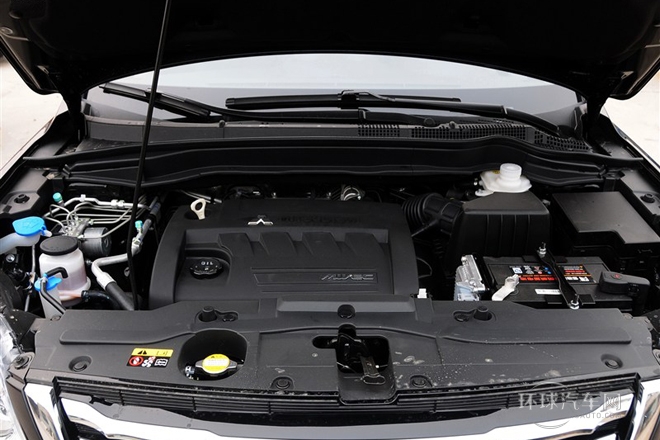 2013款 升級(jí)版 2.4L 自動(dòng)兩驅(qū)精英型