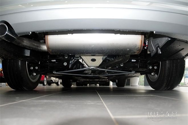 2013款 320i 領(lǐng)先型