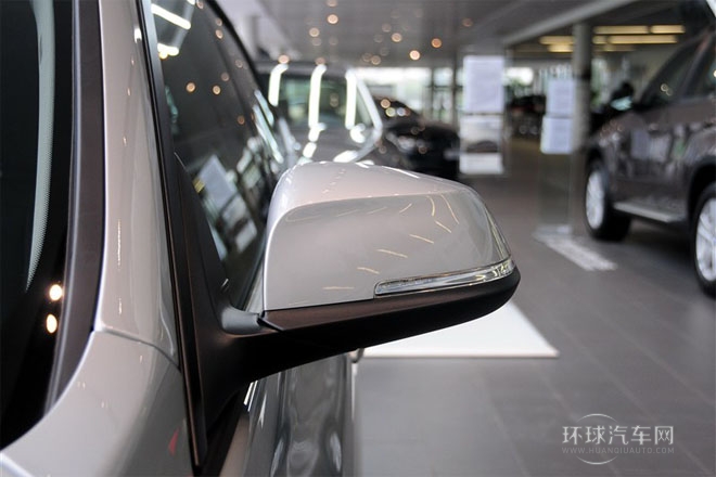 2013款 320i 領先型