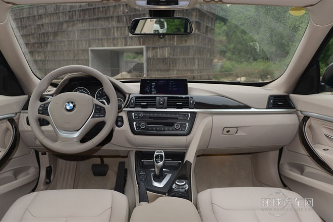 2013款 328i 風尚設(shè)計套裝