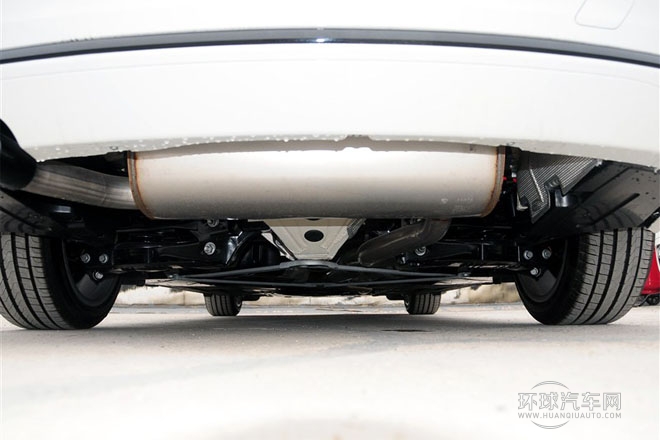 2014款 420i Gran Coupe 運(yùn)動(dòng)設(shè)計(jì)套裝