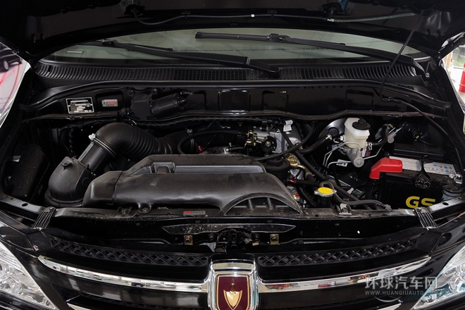 2010款 2.4L-3代 尊領豪華型長軸9座4RB2