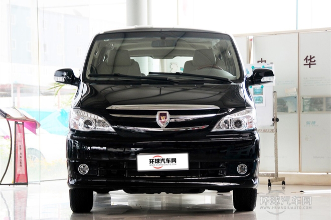 2010款 2.4L-3代 尊領豪華型長軸9座4RB2