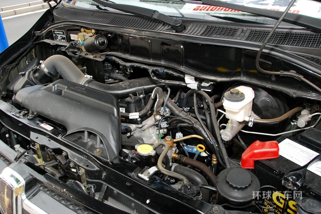 2010款 2.7L-3代 御領豪華型長軸9座2TR