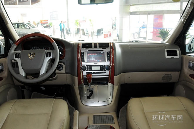 2010款 2.7L-3代 御領豪華型長軸9座2TR