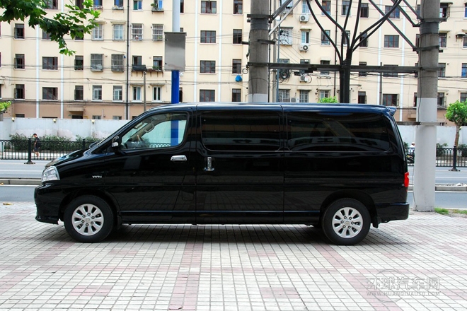 2010款 2.7L-3代 御領豪華型長軸9座2TR