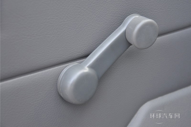 2013款 創(chuàng)業(yè)版 1.0L 經(jīng)濟(jì)型