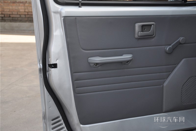 2013款 創(chuàng)業(yè)版 1.0L 經(jīng)濟(jì)型