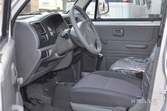 2013款 創業版 1.0L 經濟型