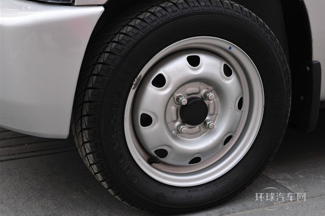 2013款 創(chuàng)業(yè)版 1.0L 實(shí)用3型