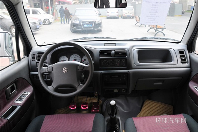 2013款 創業版 1.0L 實用3型