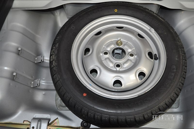 2013款 創業版 1.0L 舒適型