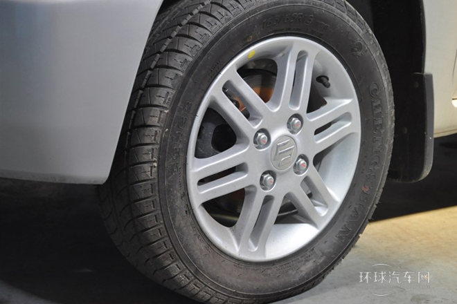 2013款 創(chuàng)業(yè)版 1.0L 舒適型