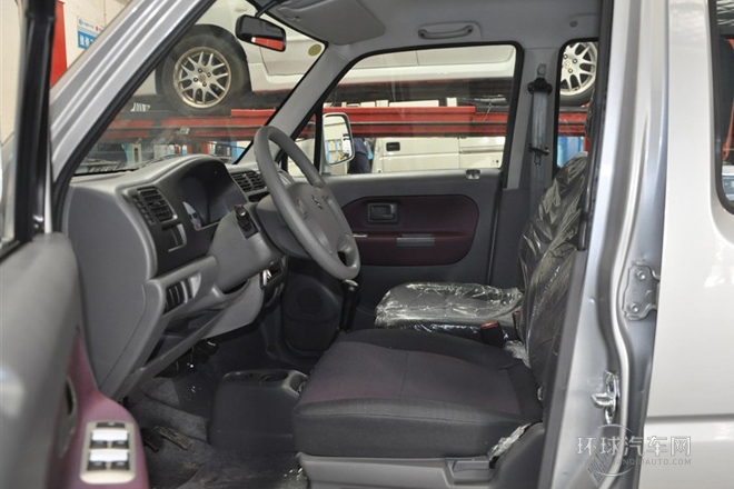 2013款 創業版 1.0L 舒適型