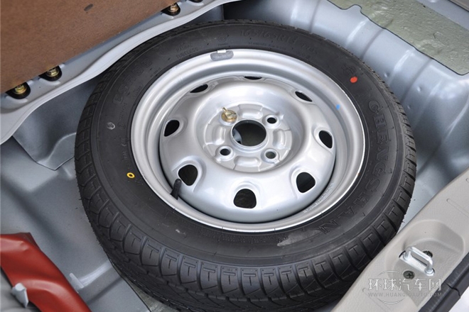 2013款 全能版 1.4L 實(shí)用型