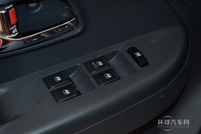 2013款 改款 1.4L 豪華版