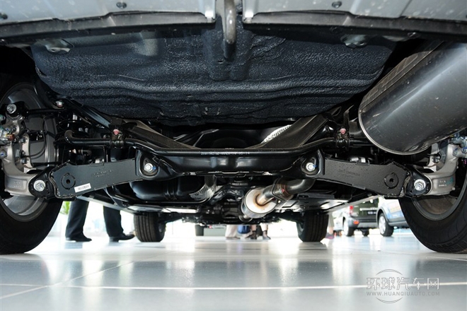 2013款 運動版 1.5T 手動兩驅尊貴型