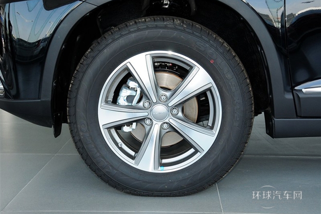 2013款 運動版 1.5T 手動兩驅尊貴型